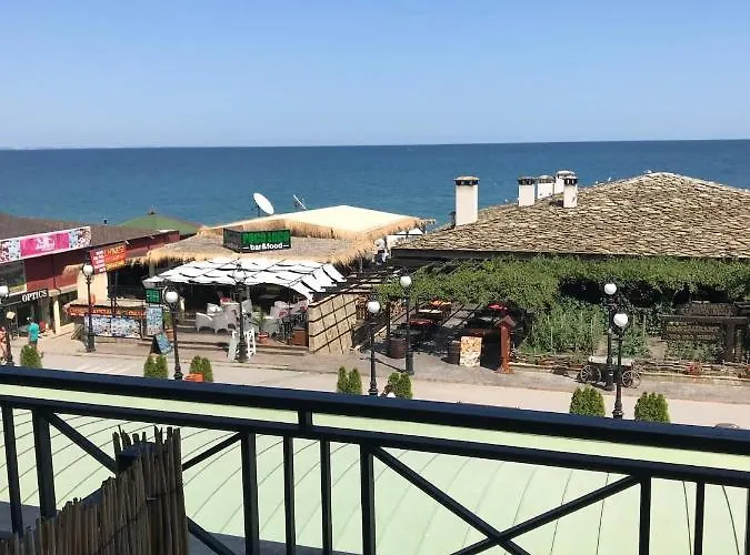 Sirena Sea View 公寓 金沙