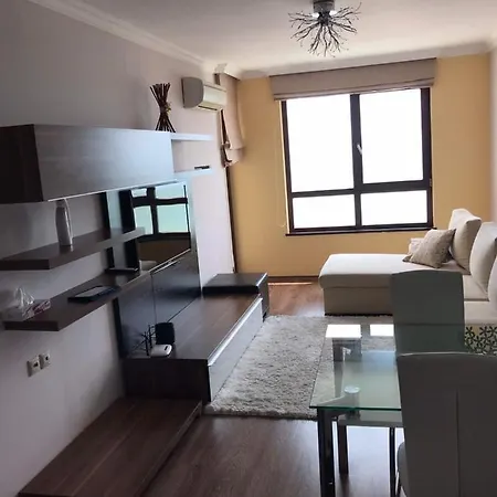 Sirena Sea View Апартамент