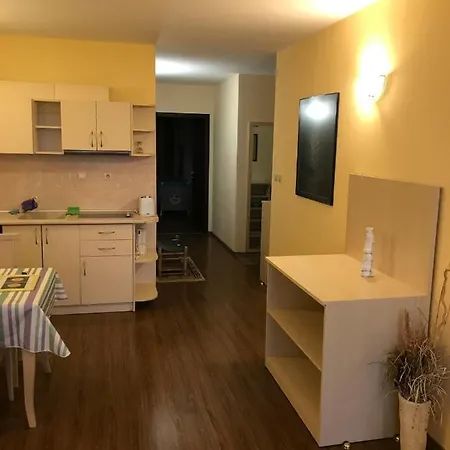 Sirena Sea View Апартамент