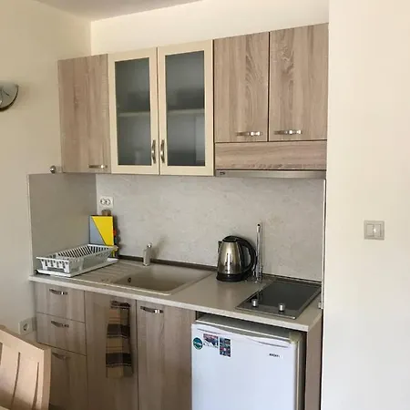 Апартамент Sirena Sea View *