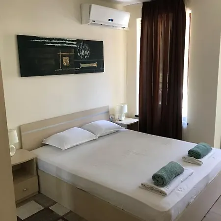 Апартамент Sirena Sea View Златни пясъци